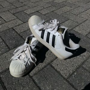 Adidas Superstars Womens Size 6